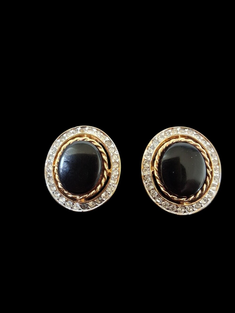 Vintage 1980s Panetta clip-on earrings
